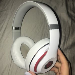 Beat studio headphones